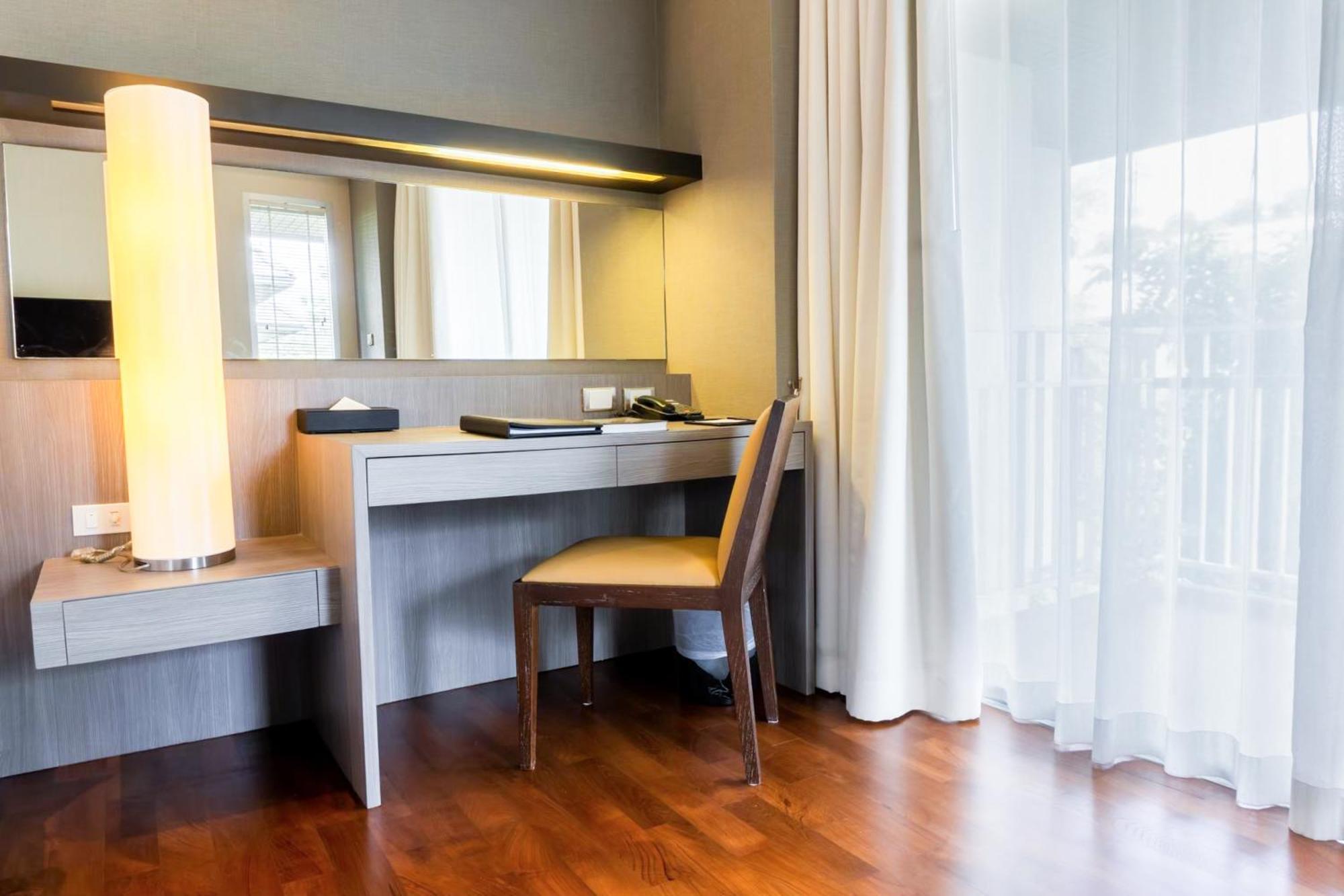 The Park Nine Hotel Srinakarin Bangkok Phòng bức ảnh