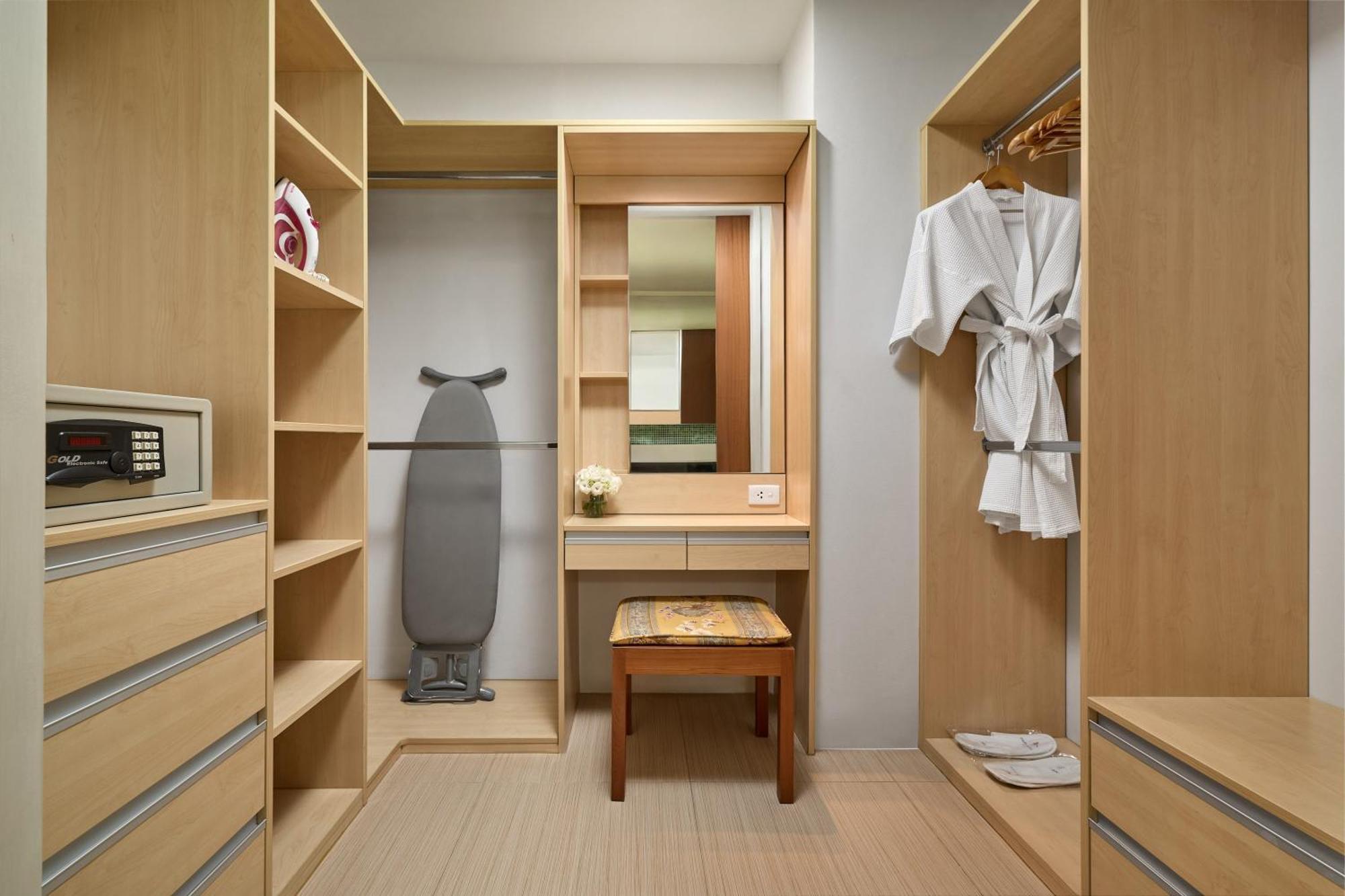 The Park Nine Hotel Srinakarin Bangkok Phòng bức ảnh